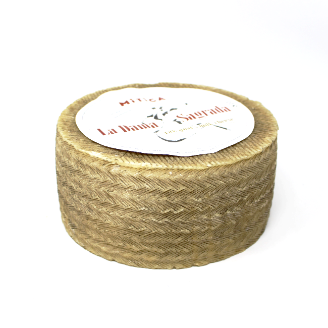 Mitica cheese La Dama Sagrada raw goat cheese - Cured and Cultivated