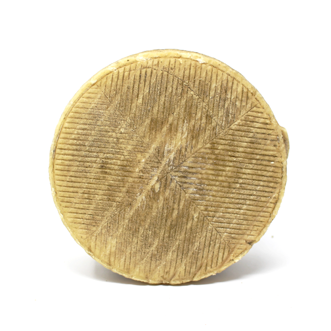 Mitica cheese La Dama Sagrada raw goat cheese - Cured and Cultivated