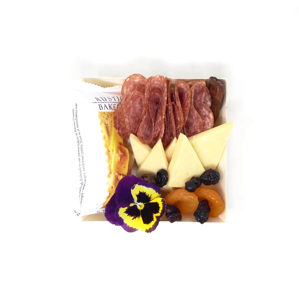 Wooden Food to-go Box With Lid small - Cured and Cultivated