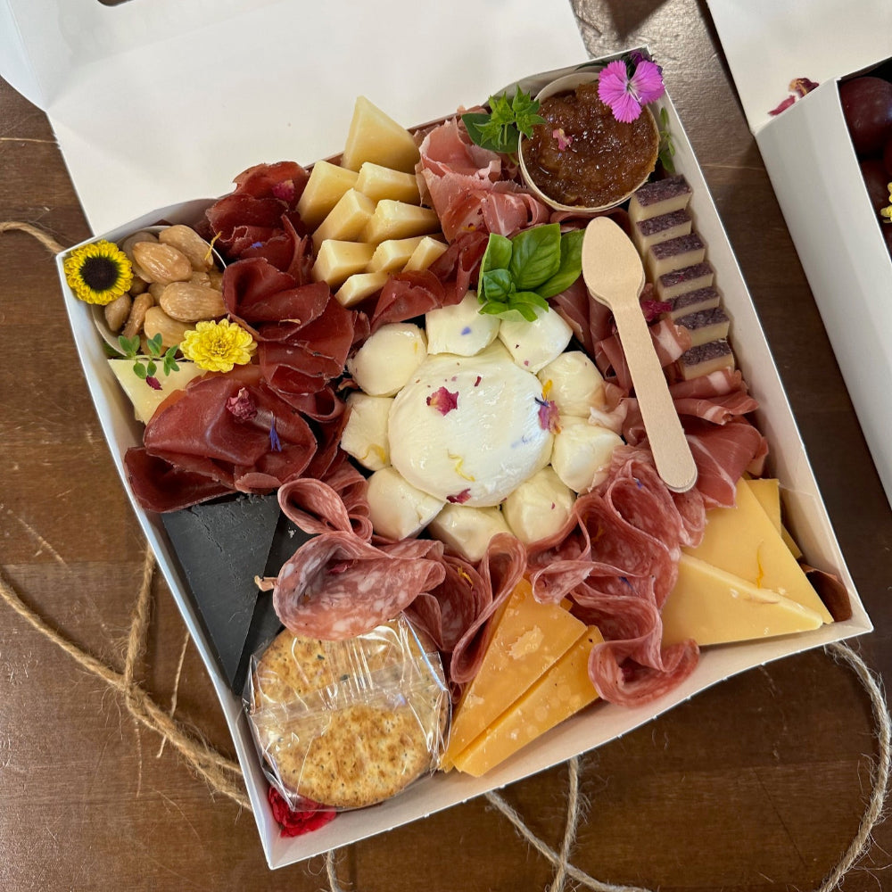 Petite Grazing Box Paso Robles - Cured and Cultivated