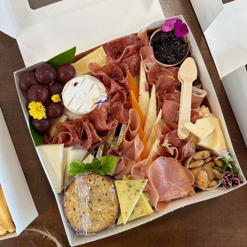 Petite Grazing Box Paso Robles - Cured and Cultivated